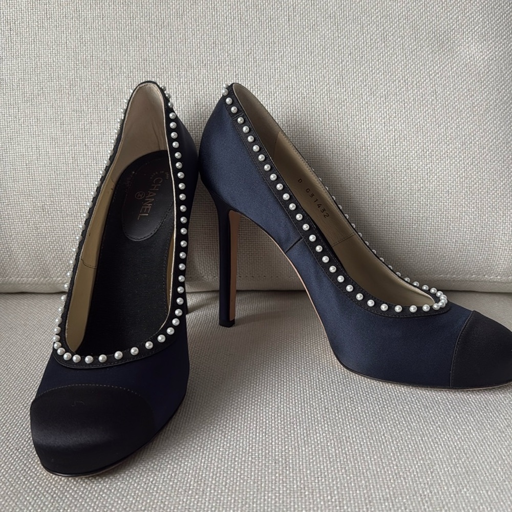 Chanel Black/Navy Pumps with Pearl Detail
